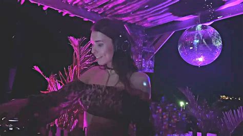 Tamara Live In Tulum Mexico For Ephimera Afro House Melodic Techno