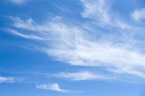 Best Wispy Clouds Stock Photos, Pictures & Royalty-Free Images - iStock