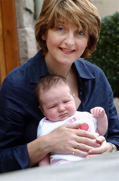 Kaye Adams Reveals That She S Obsessed With Her Age And Lied To Her Daughter About It Daily Record