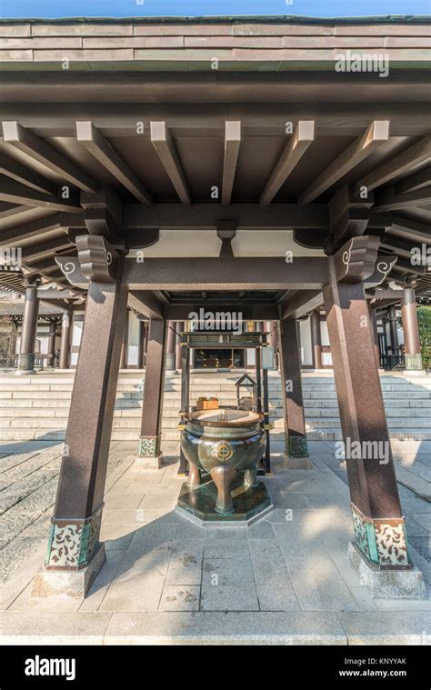 Haze Dera Temple Or Hase Kannon Temple Kannon Do Hall Incense Burner