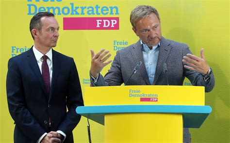 Nach Wissing Abgang Landes Fdp Zieht Mit Daniela Schmitt In Wahlkampf