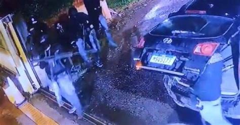 Veja V Deo Da Tentativa De Assalto A Carro Forte No Aeroporto De Caxias