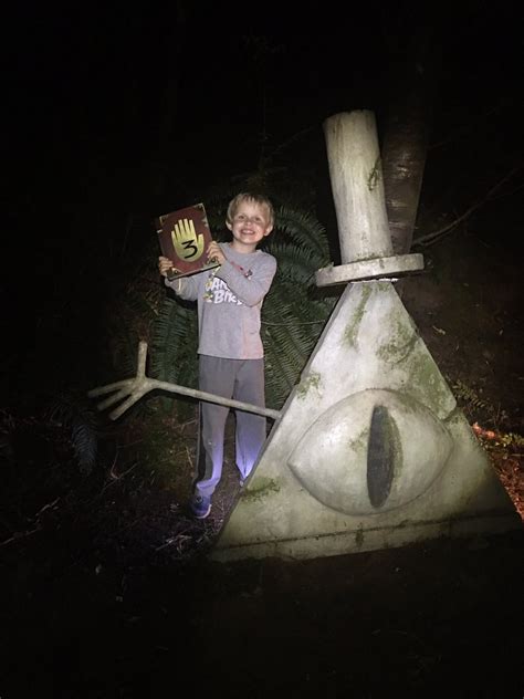 Gravity Falls Oregon Real Life How Big Is The Town Of Gravity Falls