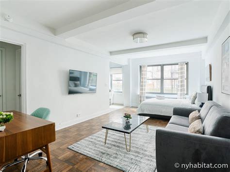 New York Apartment: Studio Apartment Rental in Midtown East (NY-15400)