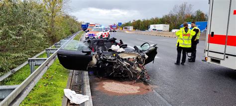 Schwerer Unfall Auf Der A67 Richtungsfahrbahn Mannheim Gesperrt PR