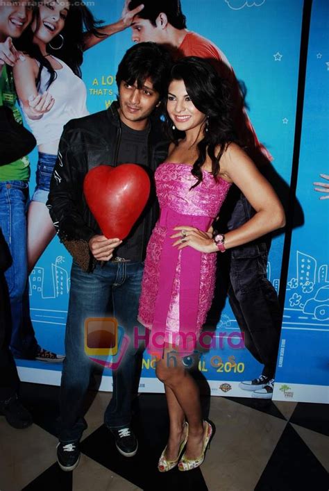 Ritesh Deshmukh Jacqueline Fernandez At Valentine Day Premiere With