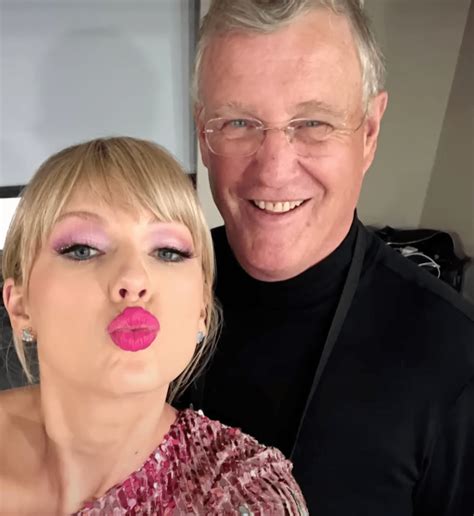 Who Is Taylor Swifts Father Scott