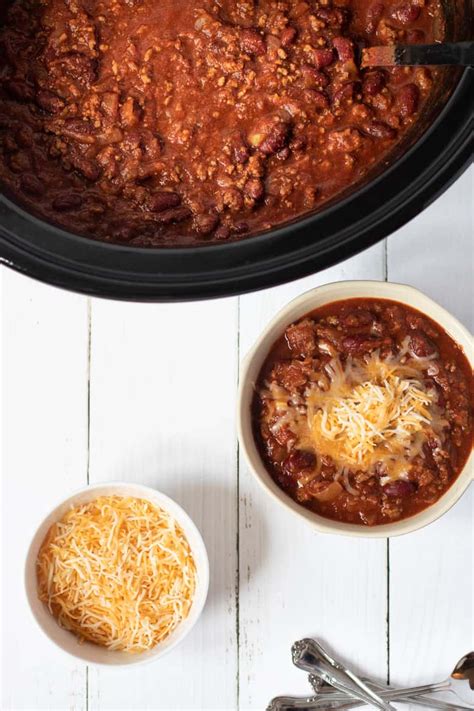 Easy Crockpot Chili Recipe With Ground Beef And Beans