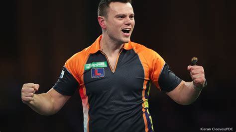 Jeffrey de Graaf makes debut as Swede at World Cup of Darts | Dartsnews.com