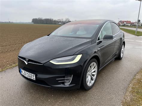 Biete Tesla Model X 90D Allrad 7 Sitze AHK Autopilot AP3 MCU2 CCS