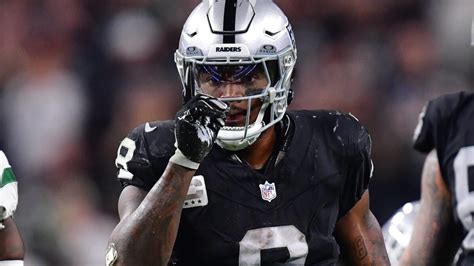 Raiders Free Agents Rb Josh Jacobs Yardbarker