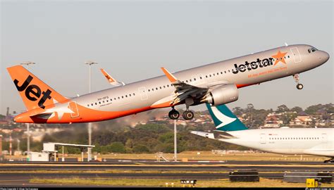 VH OFQ Jetstar Airways Airbus A321 251NX Photo By Oliver De Francesco