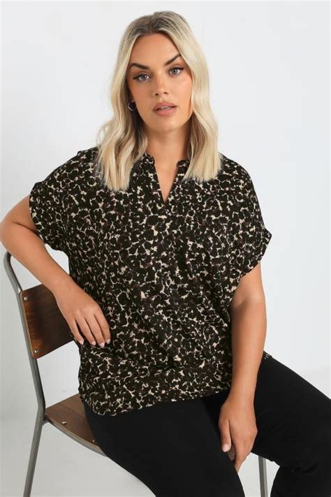 Yours Plus Size Brown Leopard Print Textured Top Yours Clothing