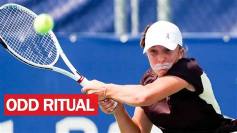 Top Ranked Tennis Star Iga Swiatek Explains Wearing Tape Over Her Mouth