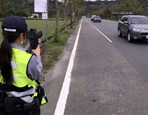 小貨車飆速154公里被罰8千 原廠打臉：新車測試只能開到145 社會 自由時報電子報