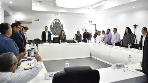 Cabildo De G Mez Palacio Honra A Ernesto Herrera Ale Con Minuto De