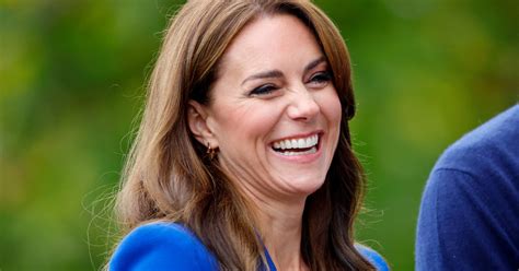 Jak by vypadala princezna Kate s krátkými vlasy? AI nám dala odpověď 