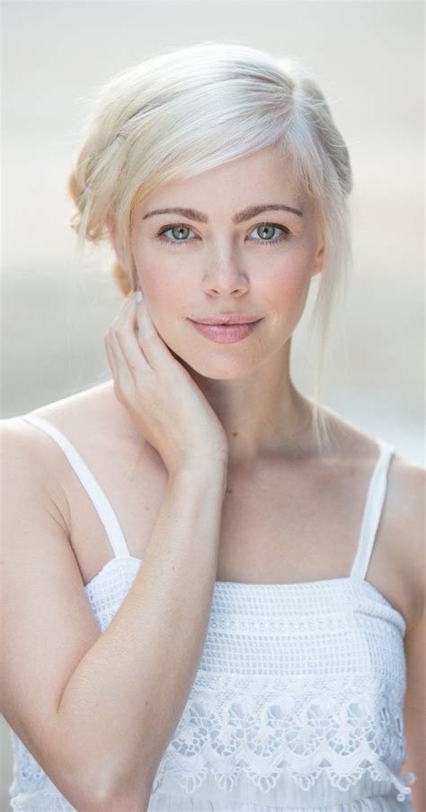 Hot Sexy Skyler Vallo Bikini Pics