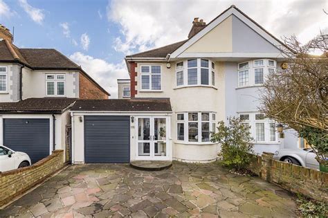 Harland Avenue Sidcup Da15 7nz 3 Bed Semi Detached House £650 000