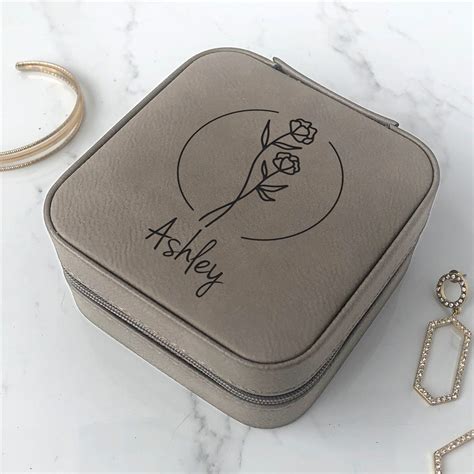 Travel Jewelry Box Engraved With Name And Roses Design