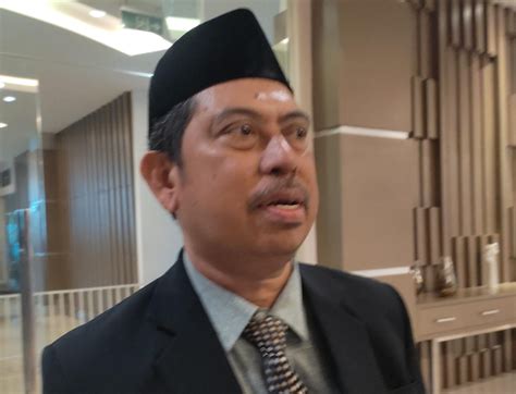 Dr Andi Lukman Uki Paulus Salah Satu Perguruan Tinggi Terbaik Di