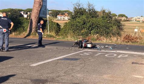 Incidente Sulla Litoranea Anzio Lavinio Grave Un Centauro Strada Chiusa