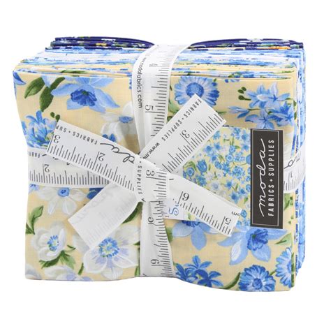 Moda Fabric Summer Breeze VI Fat Quarter Bundle 33370AB Emerald City