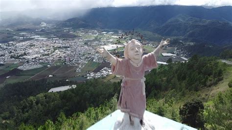 Llegando Al Divino Ni O Un Lugar Sagrado En Constanza Rep Blica