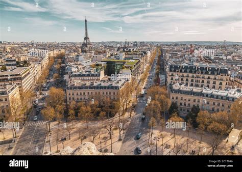 Vue depuis la tour eiffel avec arc de triomphe Banque de photographies