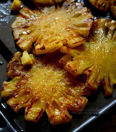 Brazilian Grilled Pineapple With Brown Sugar And Cinnamon