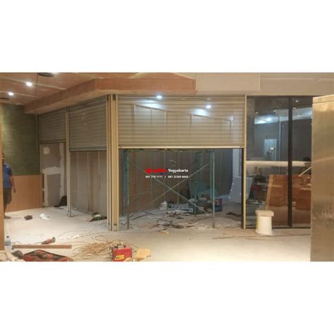 Pemasangan Rolling Door One Sheet Full Perforated Di Mako Suncity Mall