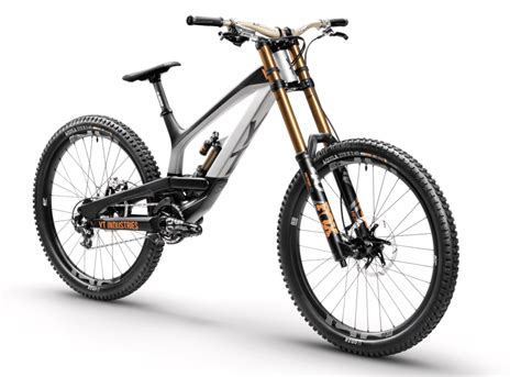 Yt Launches New Tues Dh Bike Mountain Bike Action Magazine