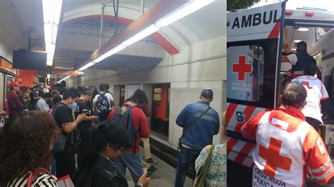 Mujer Se Avienta A Las V As De La L Nea Del Metro En Cdmx Capital