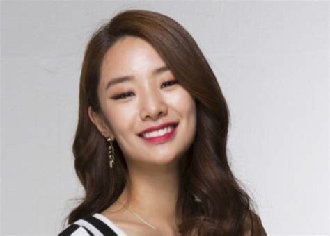 A Blog About Stephanie Lee