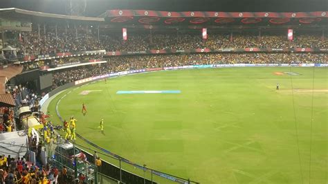 Ipl 2018 Csk Vs Rcb Dhoni Finishes With A Six Crowd Reaction