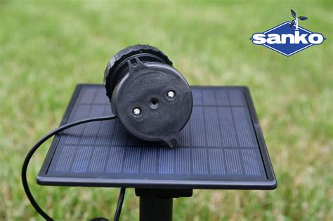 Lampa Solarna Led S X W Oczko Wodne Ip K Zimna Sanko