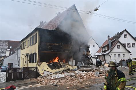 Explosion In Einem Wohngeb Ude Einsatzbericht Stuttgart Vaihingen