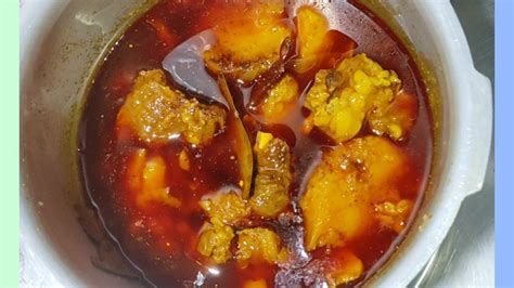 Mutton Curry মটন কারি আলু দিয়ে খাসির মাংসের পাতলা লাল ঝোলের রেসিপি