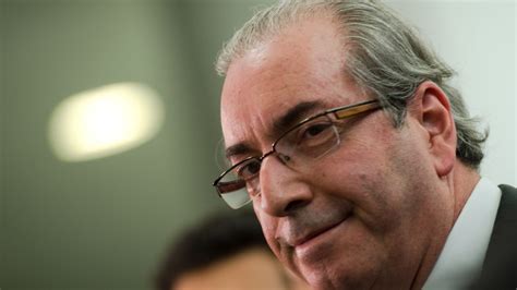 Stf D Cinco Dias Para Cunha Apresentar Defesa Em Processo Da Lava Jato