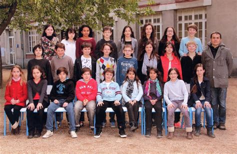 Photo de classe 6 eme 2 de 2011 Collège Francis Poulenc Rattaché Au