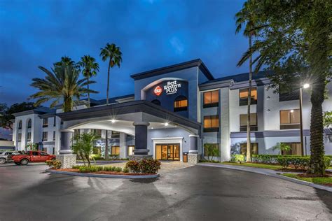 Best Western Plus Orlando East- UCF Area | Rooms & Rates