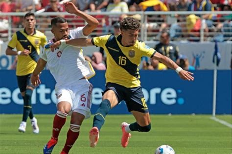 Sebasti N Beccacece Llam A Jugadores En Su Primera Convocatoria Con