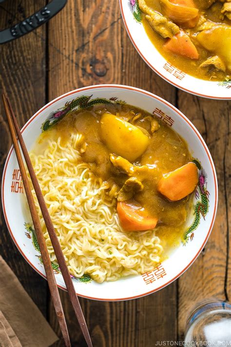 Japanese Top Ramen Beef Curry Bowl Artis Schimsomine