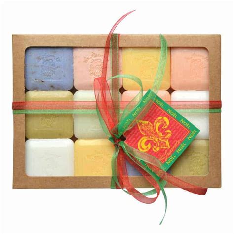 Holiday T Box With 12 Assorted Guest Soaps And T Card • La Lavande Finest French Soaps