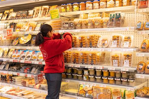 Alcampo Abre Su Nuevo Supermercado En Grado Con 13 Trabajadores La