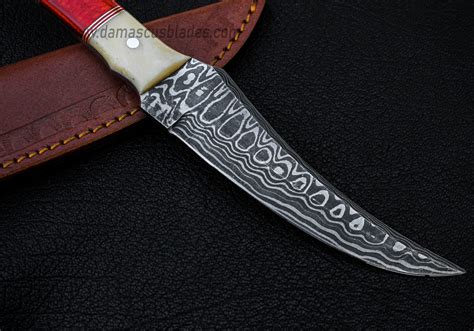 hunting knife damascus steel with leather sheath