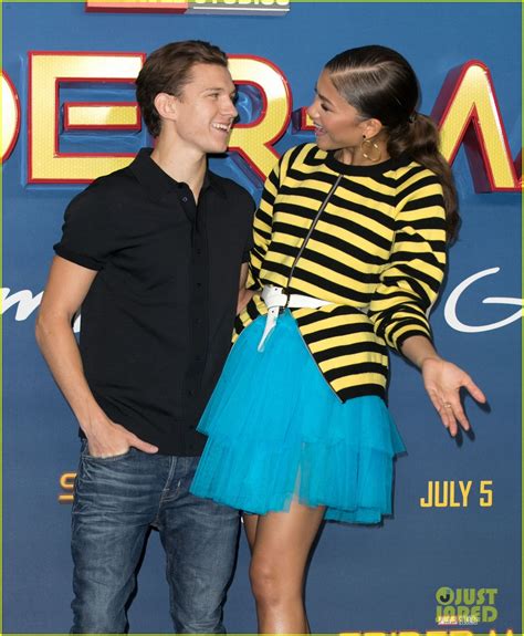 Tom Holland Insists He's Not Dating 'Spider-Man' Co-Star Zendaya: Photo 4312421 | Tom Holland ...