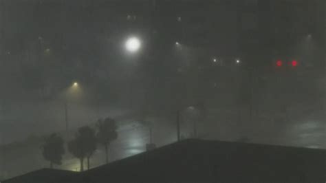 Video Hurricane Milton Pummels Florida After Landfall Abc News