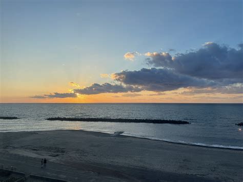 2023年3月 ～こんな夕陽が見れました～ お知らせ｜新潟県瀬波温泉 大観荘せなみの湯【公式hp】