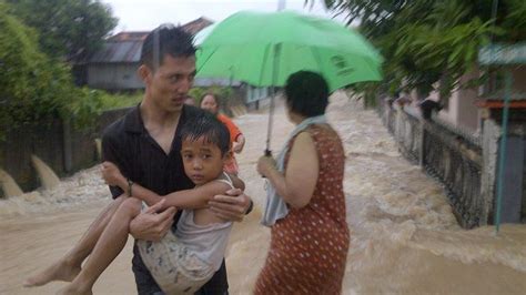 Ratusan Rumah Di Kota Muaraenim Diterjang Banjir Bandang Puluhan Warga